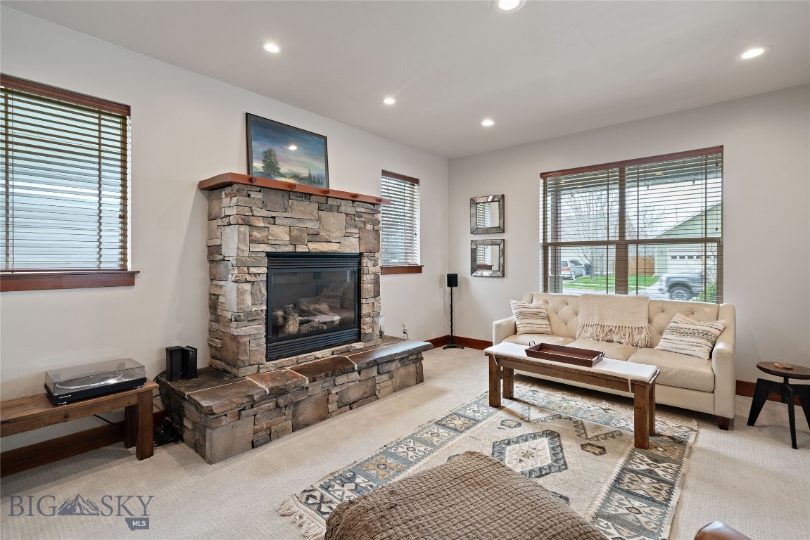 Oak Springs - Residential