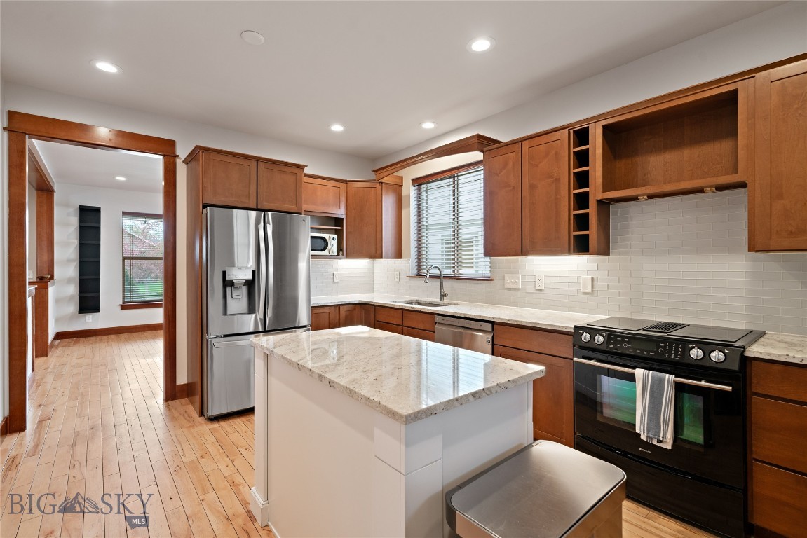Oak Springs - Residential