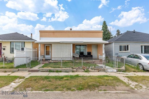Photo of 1941 Phillips AVE, Butte, MT 59701 (MLS # 413769)