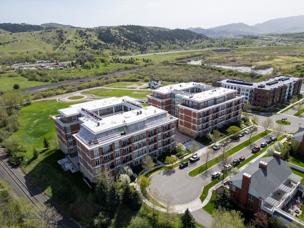 Village Downtown - Residential