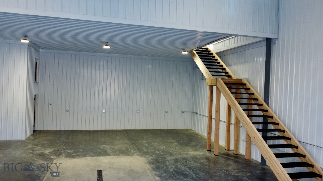 Blackfoot Hills - Commercial Sale