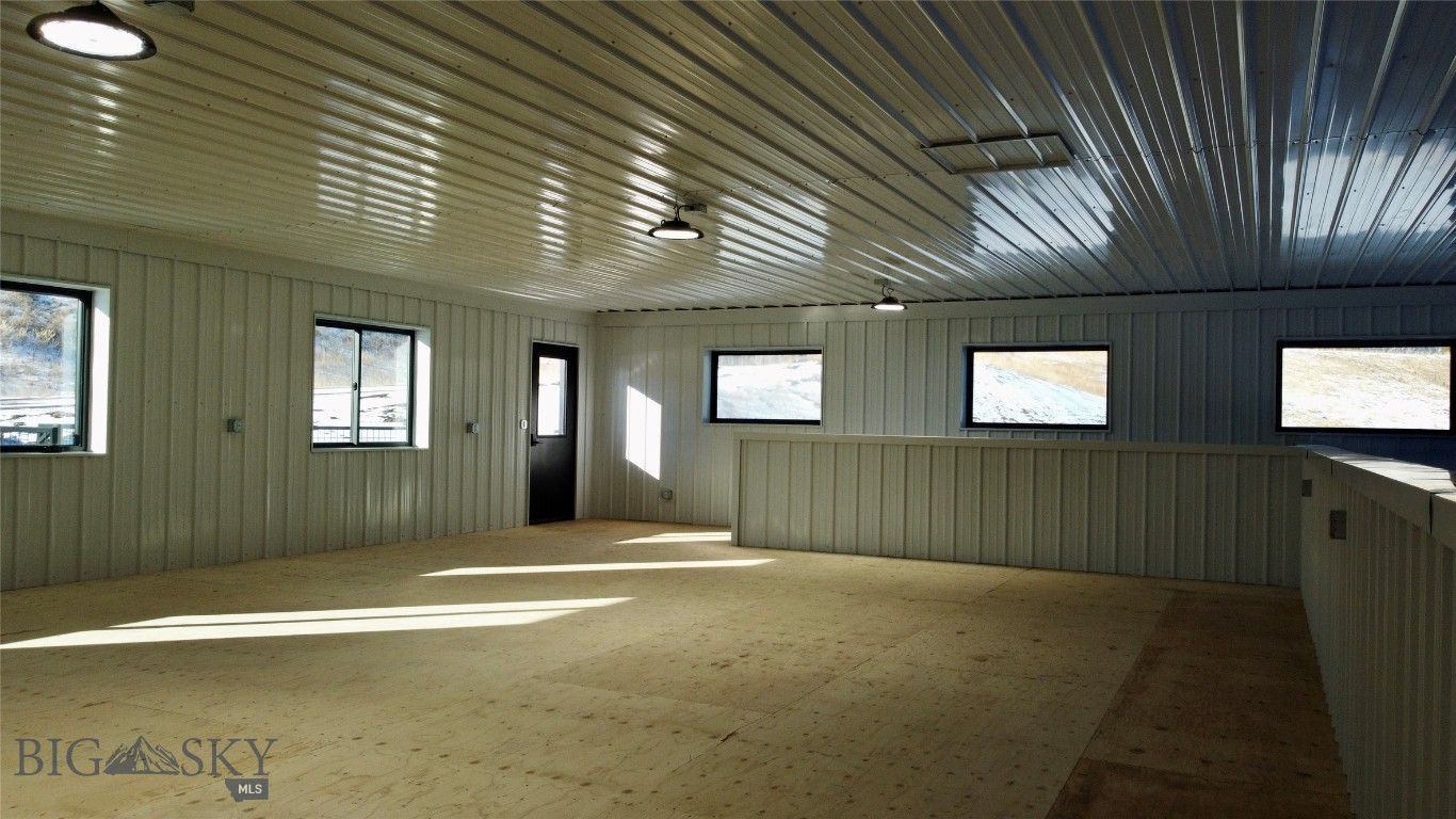 Blackfoot Hills - Commercial Sale