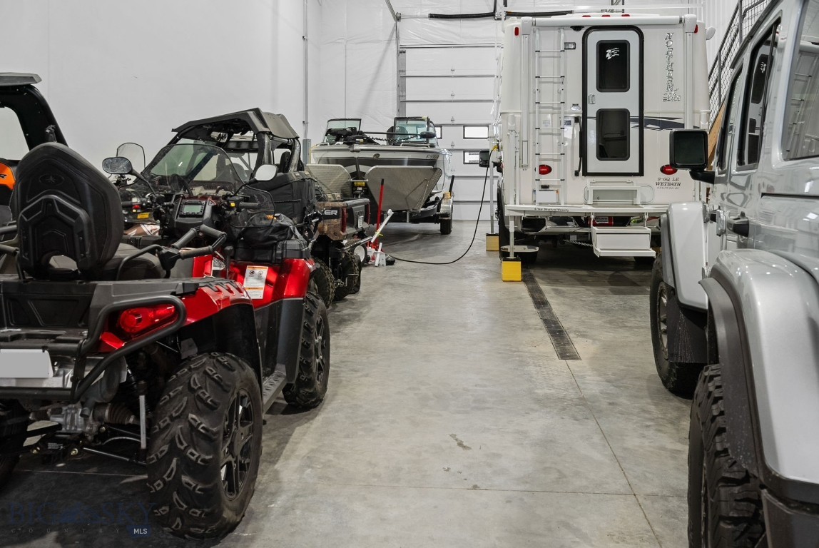 Blackfoot Hills - Commercial Sale