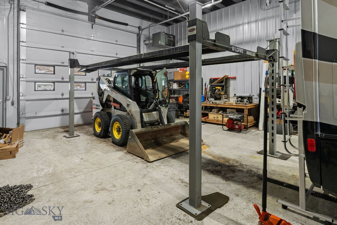 Blackfoot Hills - Commercial Sale