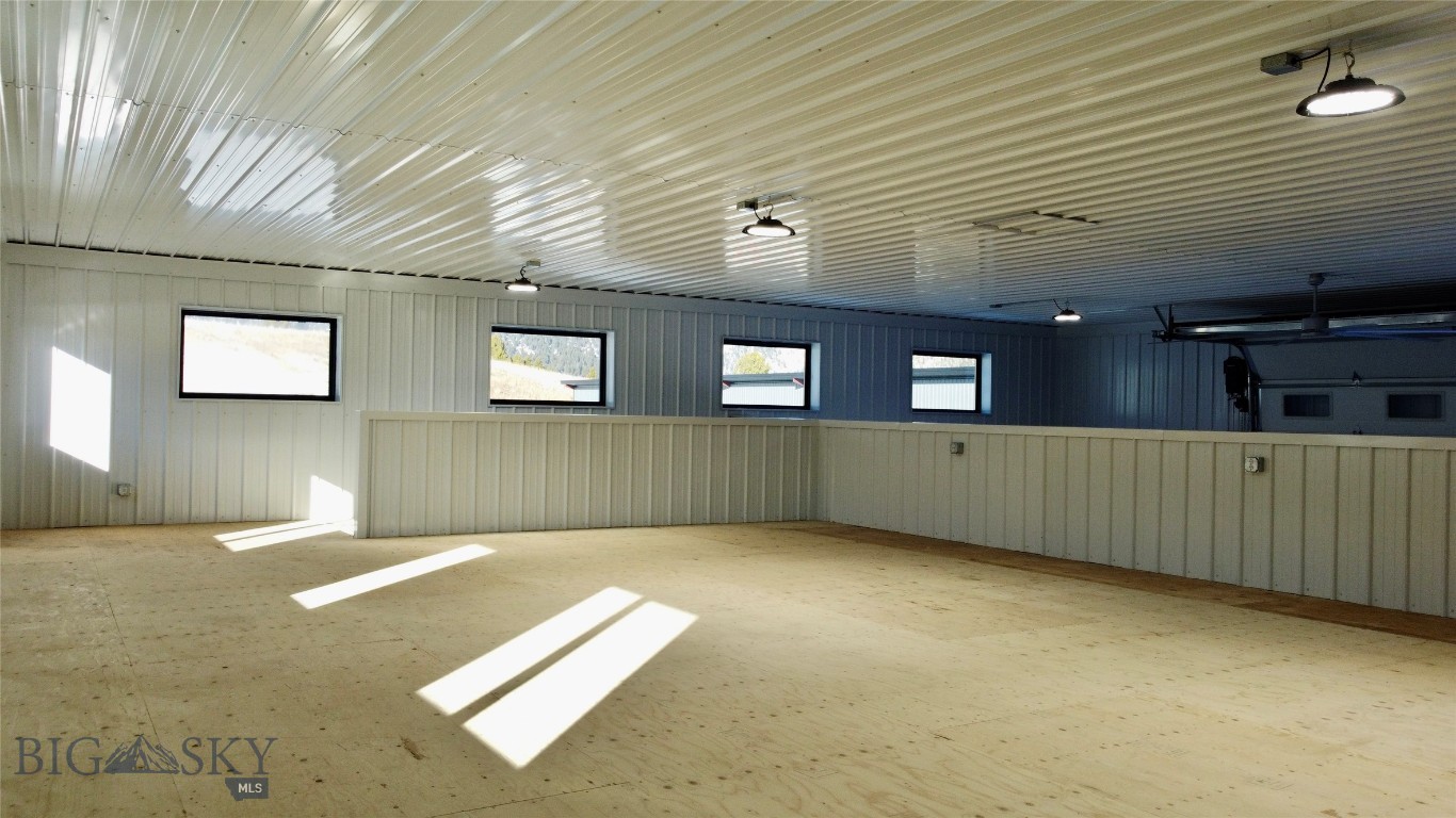 Blackfoot Hills - Commercial Sale