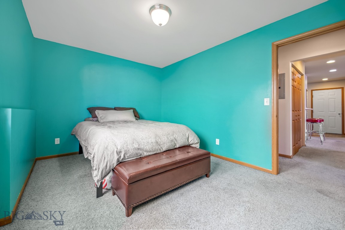 Parkway Plaza - Residential