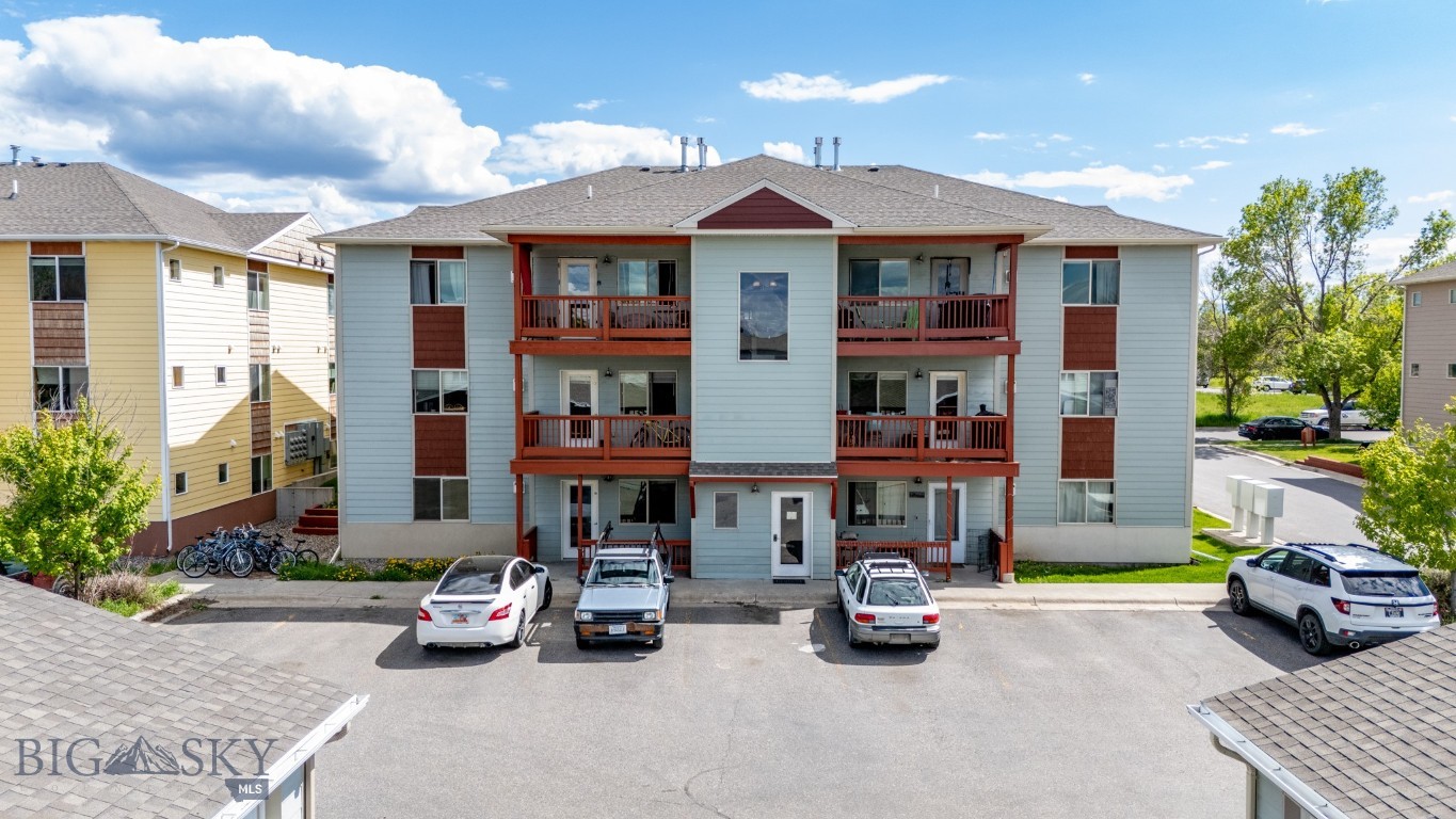 Parkway Plaza - Residential