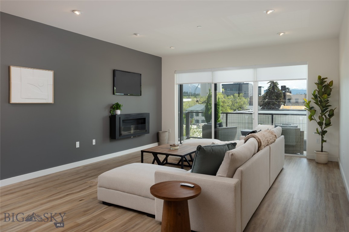 Bozeman, Montana 59715, United States, 2 Bedrooms Bedrooms, ,3 BathroomsBathrooms,Residential,Active,138898