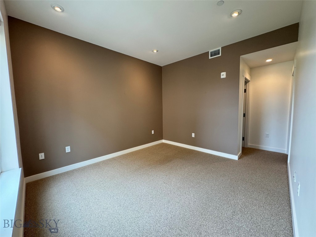 Bozeman, Montana 59715, United States, 2 Bedrooms Bedrooms, ,3 BathroomsBathrooms,Residential,Active,138898