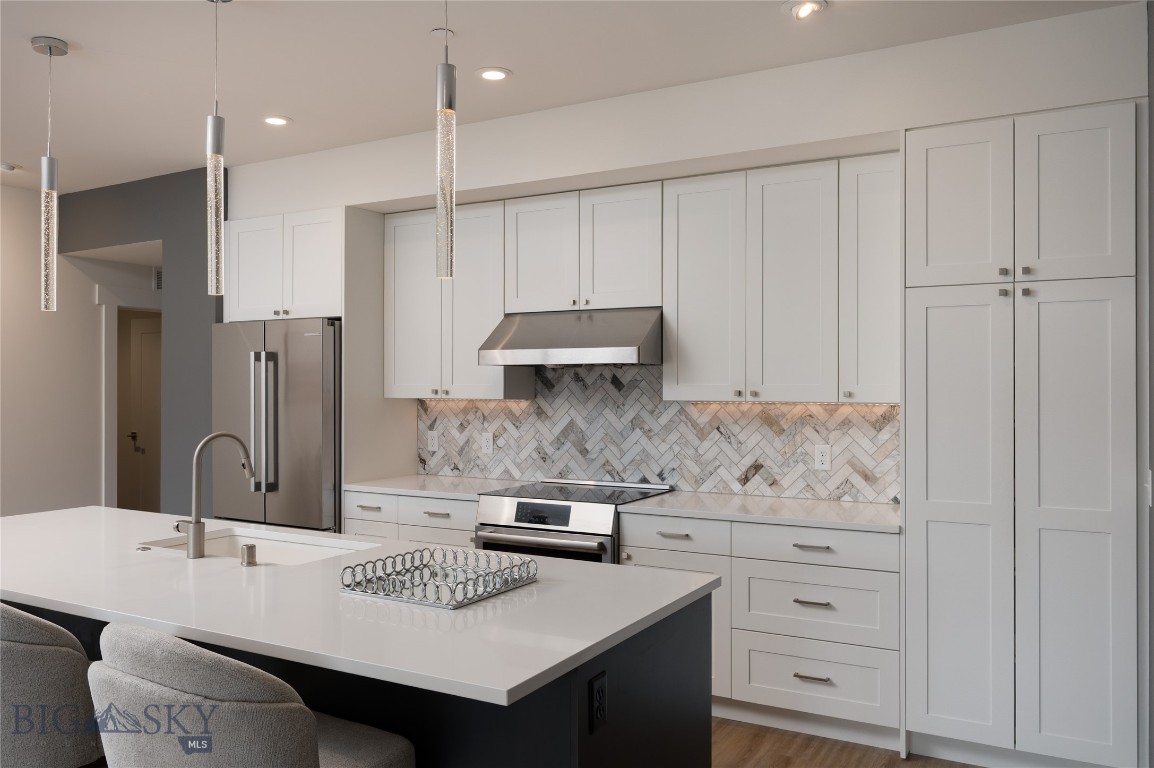 Bozeman, Montana 59715, United States, 2 Bedrooms Bedrooms, ,3 BathroomsBathrooms,Residential,Active,138898