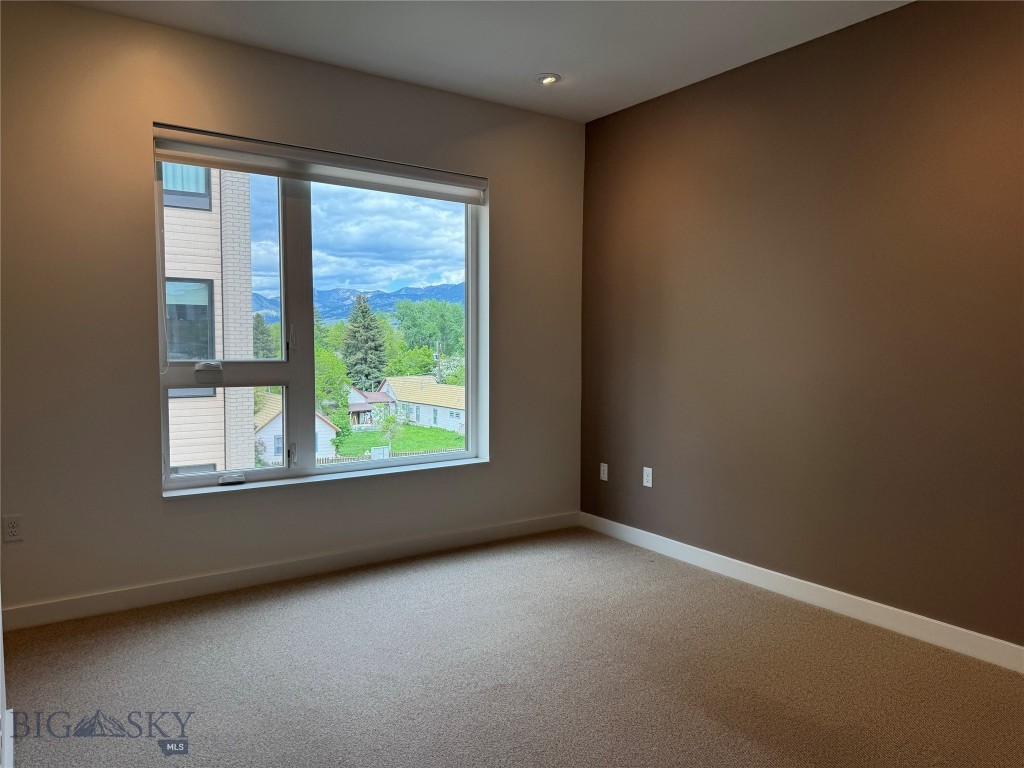 Bozeman, Montana 59715, United States, 2 Bedrooms Bedrooms, ,3 BathroomsBathrooms,Residential,Active,138898