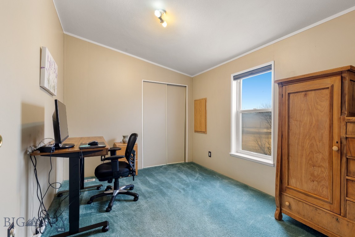 Gallatin Valley Homesteads - Residential