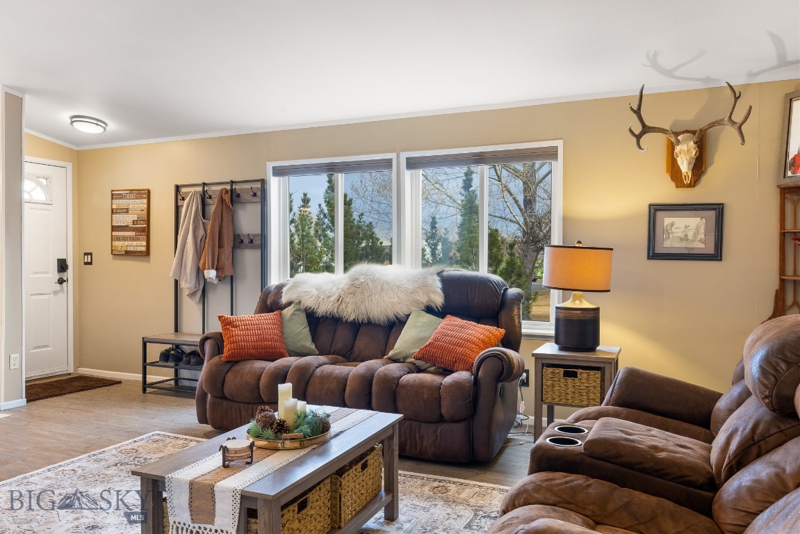 Gallatin Valley Homesteads - Residential