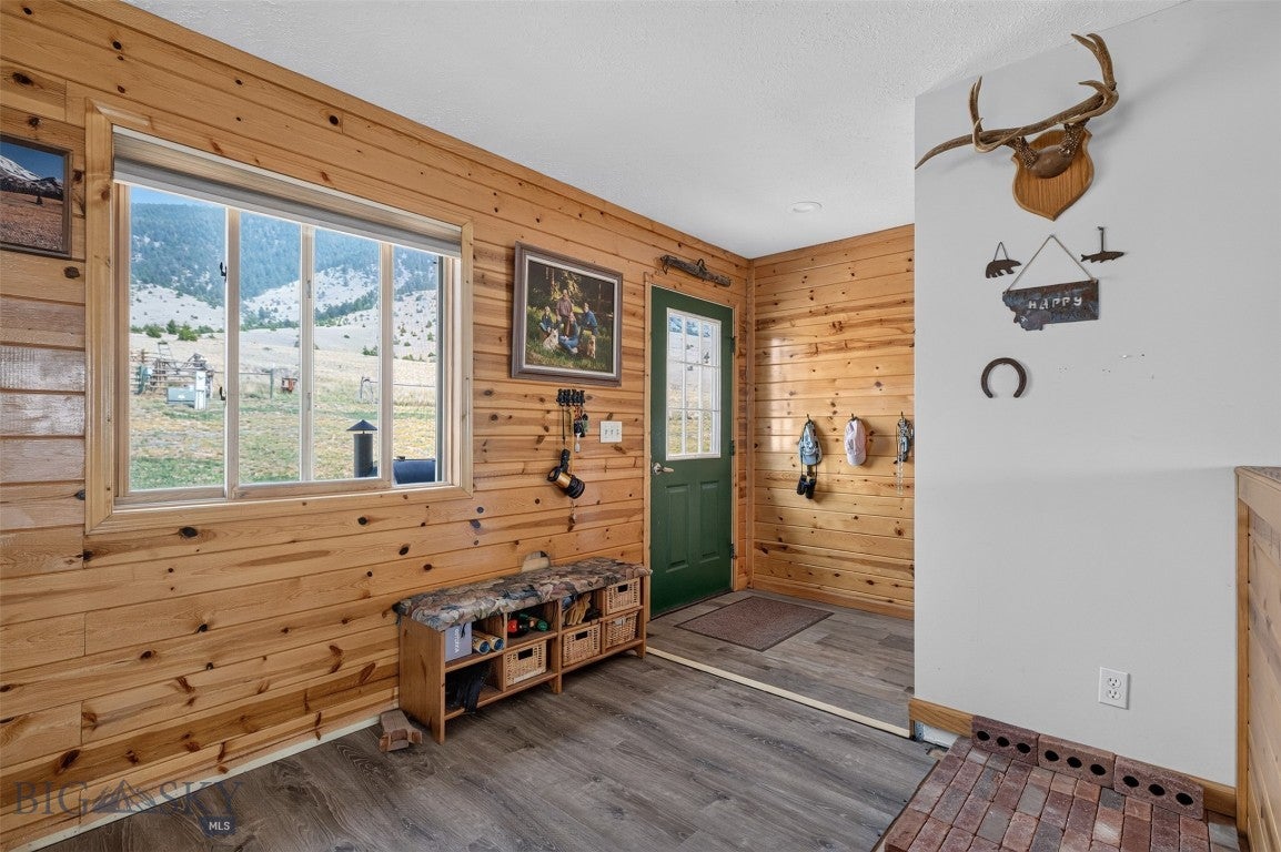 34 Mule Deer Trail