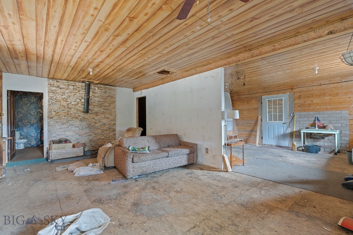 Whitehall, Montana 59759, United States, 1 Bedroom Bedrooms, ,1 BathroomBathrooms,Land,Pending,199261