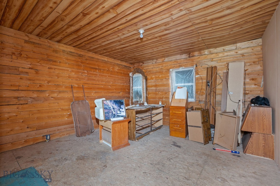 Whitehall, Montana 59759, United States, 1 Bedroom Bedrooms, ,1 BathroomBathrooms,Land,Pending,199261