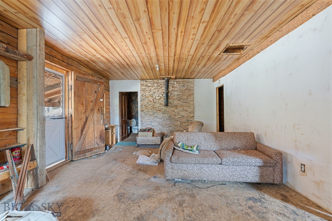 Whitehall, Montana 59759, United States, 1 Bedroom Bedrooms, ,1 BathroomBathrooms,Land,Pending,199261