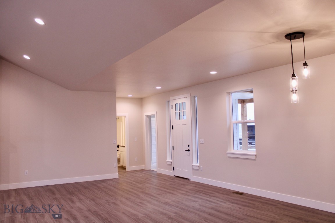 Manhattan Meadows - Residential
