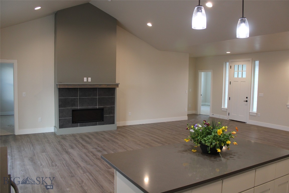 211 S Crispin Street