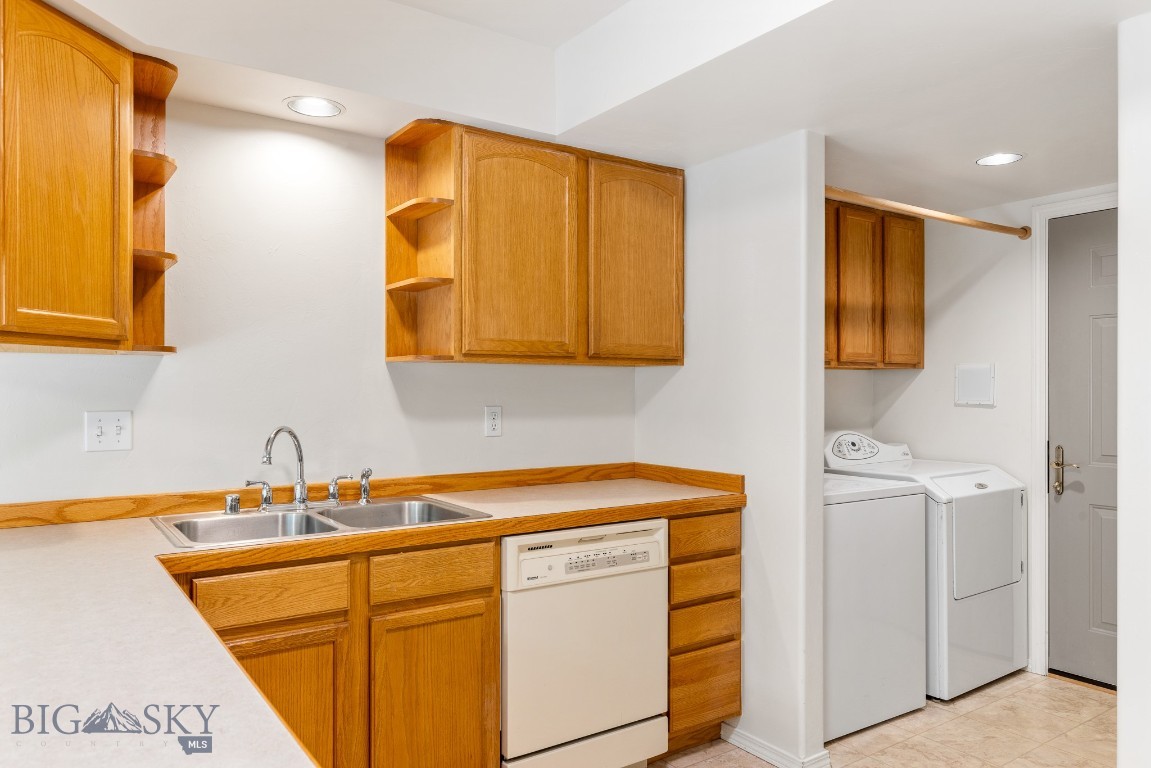 Parkway Plaza - Residential