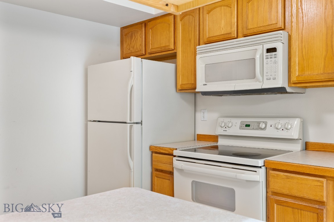 Parkway Plaza - Residential