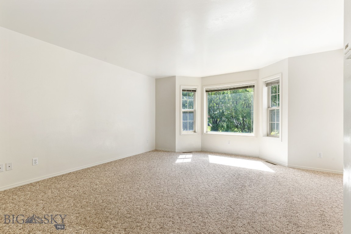 Parkway Plaza - Residential