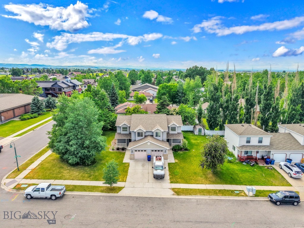 Parkway Plaza - Residential