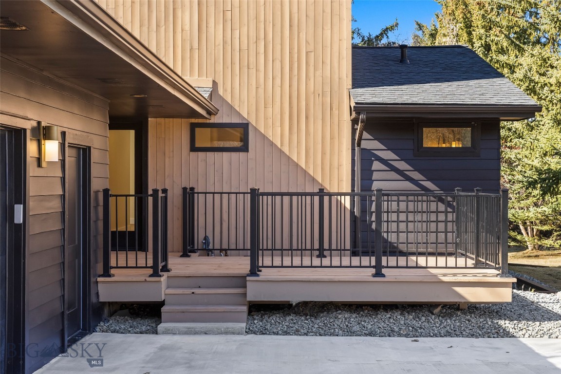 Sour Dough Creek Properties - Residential