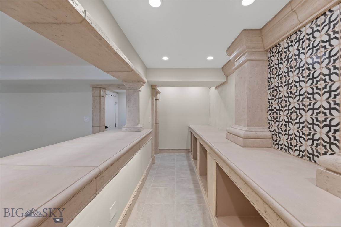 Sour Dough Creek Properties - Residential