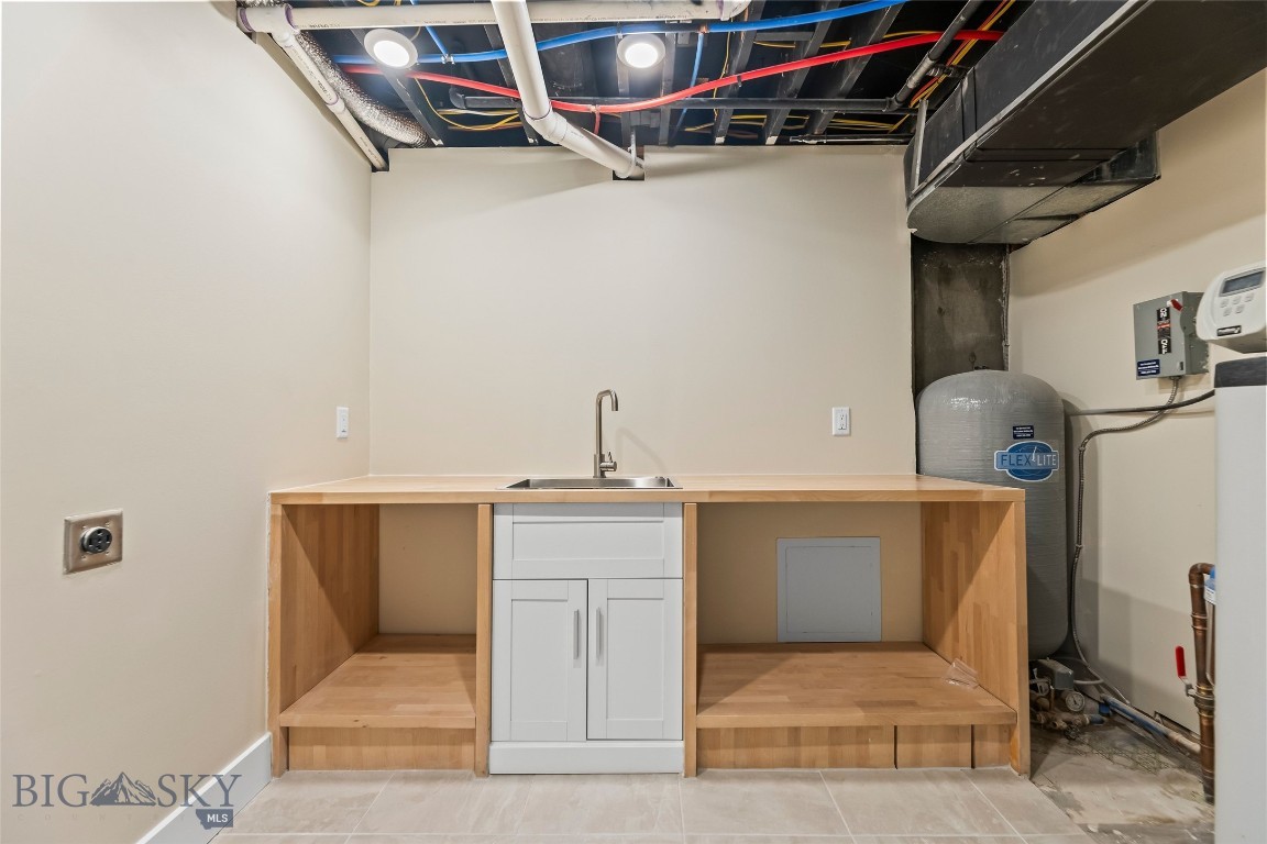 Sour Dough Creek Properties - Residential