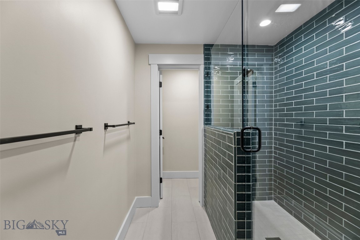 Sour Dough Creek Properties - Residential