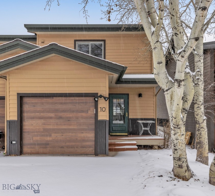 Pine Ridge Condos - Residential