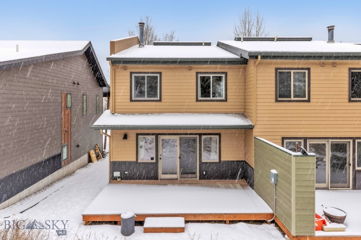 Pine Ridge Condos - Residential