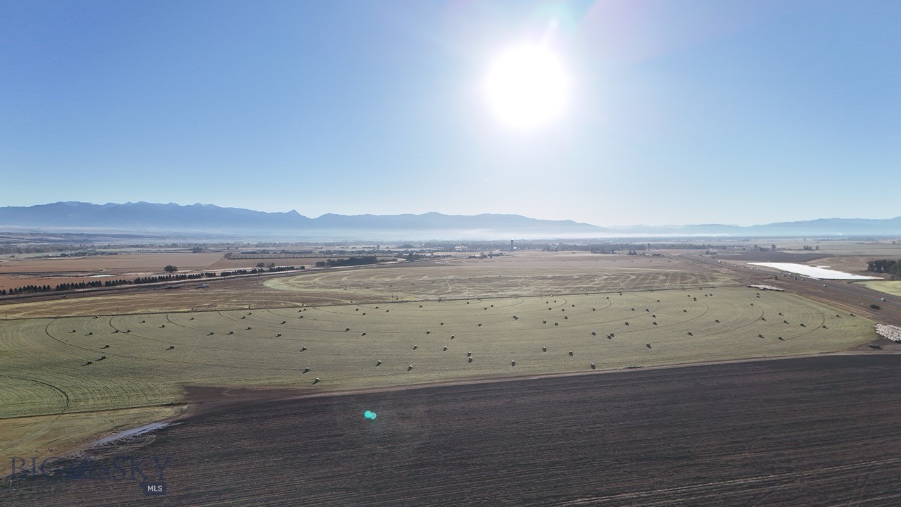 Parcel B1 Manhattan Frontage E Road