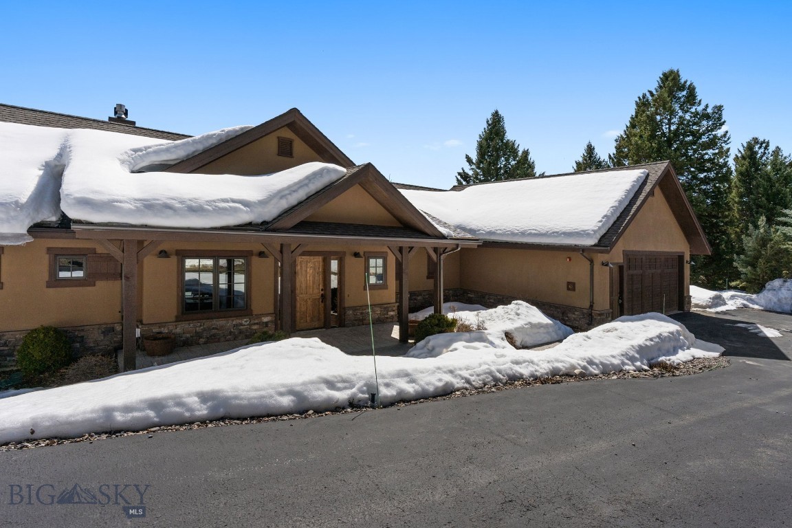 2430 Two Gun White Calf Road