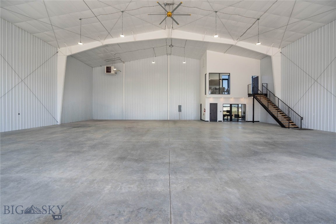 850 Gallatin Field Road Hanger SY1