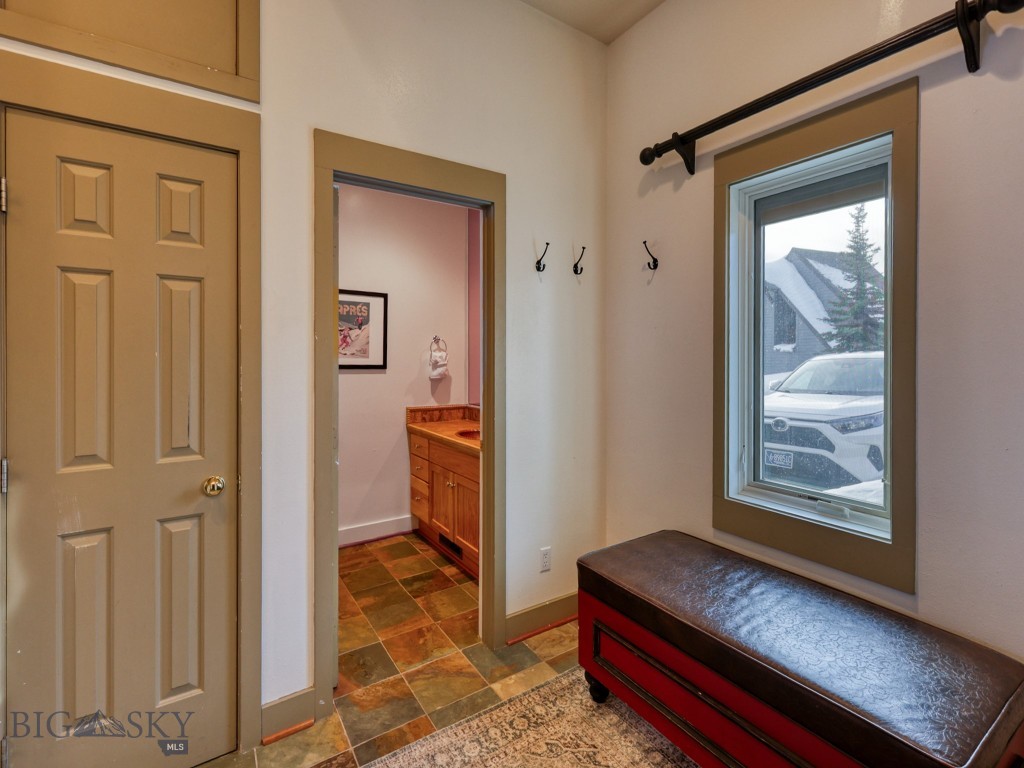 17 Saddle Ridge Road Unit B-3