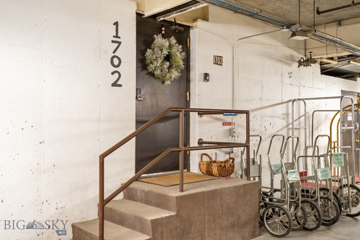 Snowflake Skycrest Condo - Residential