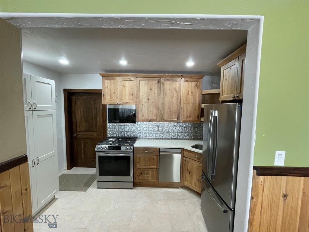 Antelope Meadows - Residential