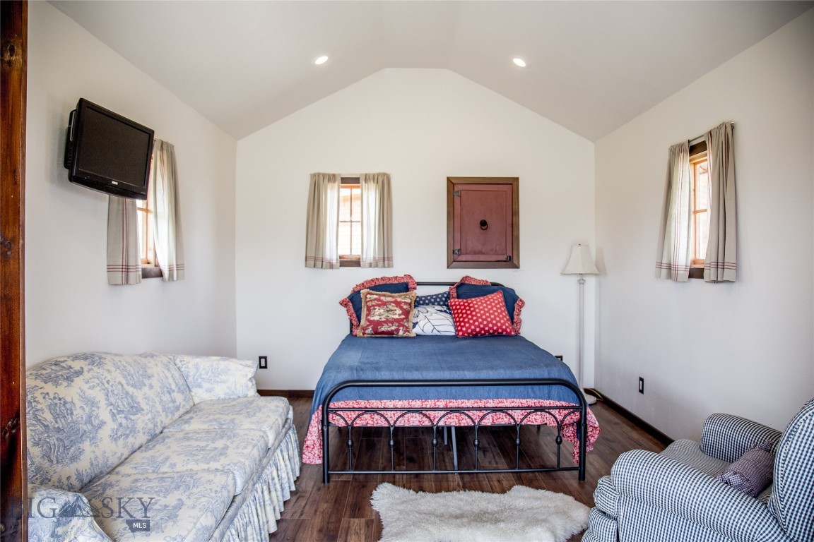Antelope Meadows - Residential