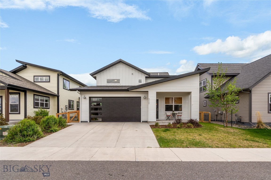 The Lakes at Valley West - Residential