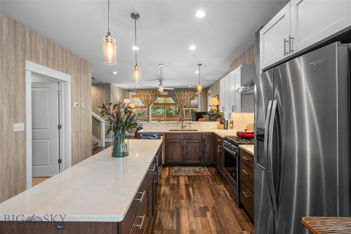 The Lakes at Valley West - Residential