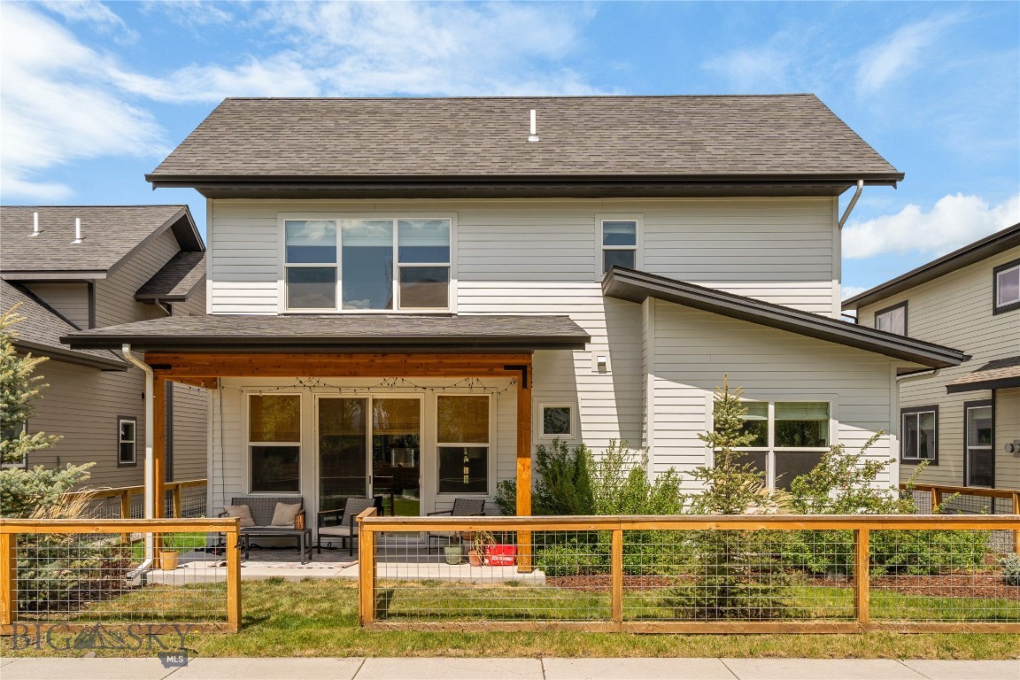 The Lakes at Valley West - Residential