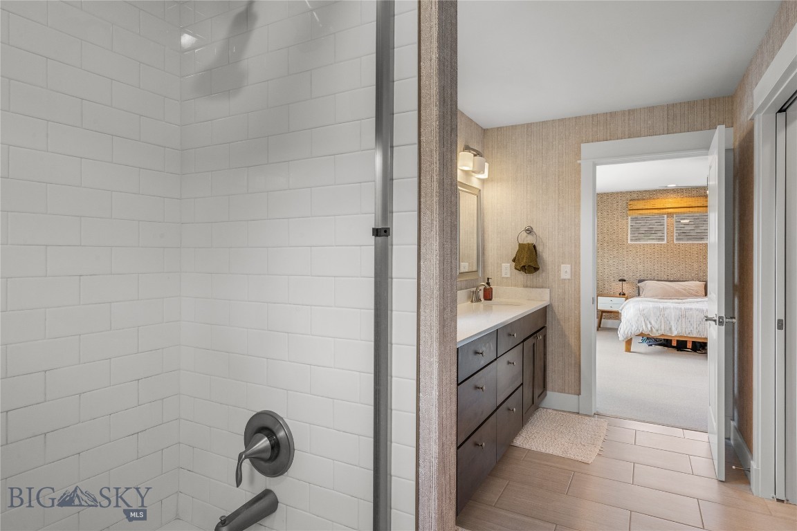 The Lakes at Valley West - Residential