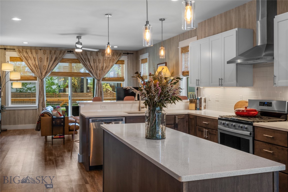 The Lakes at Valley West - Residential