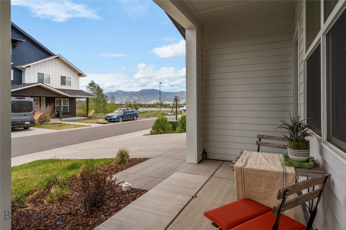 The Lakes at Valley West - Residential