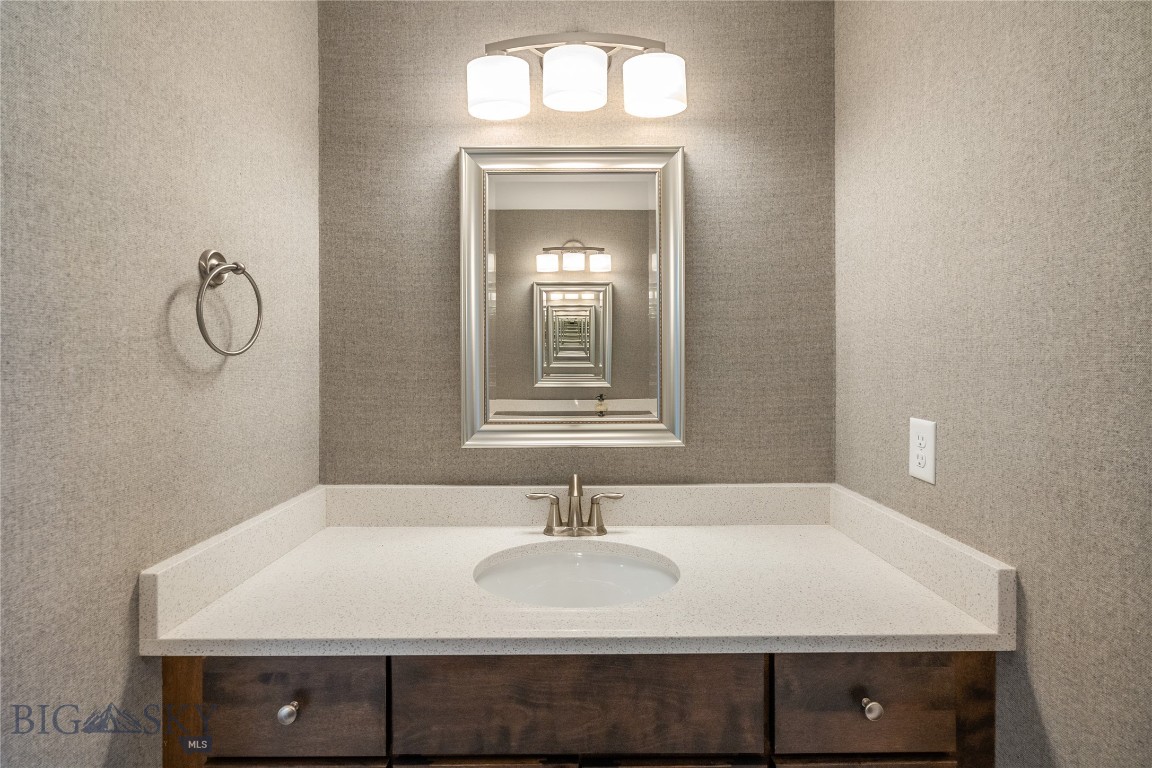 The Lakes at Valley West - Residential