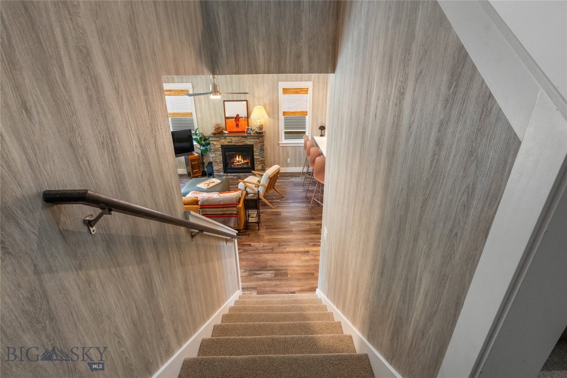 The Lakes at Valley West - Residential