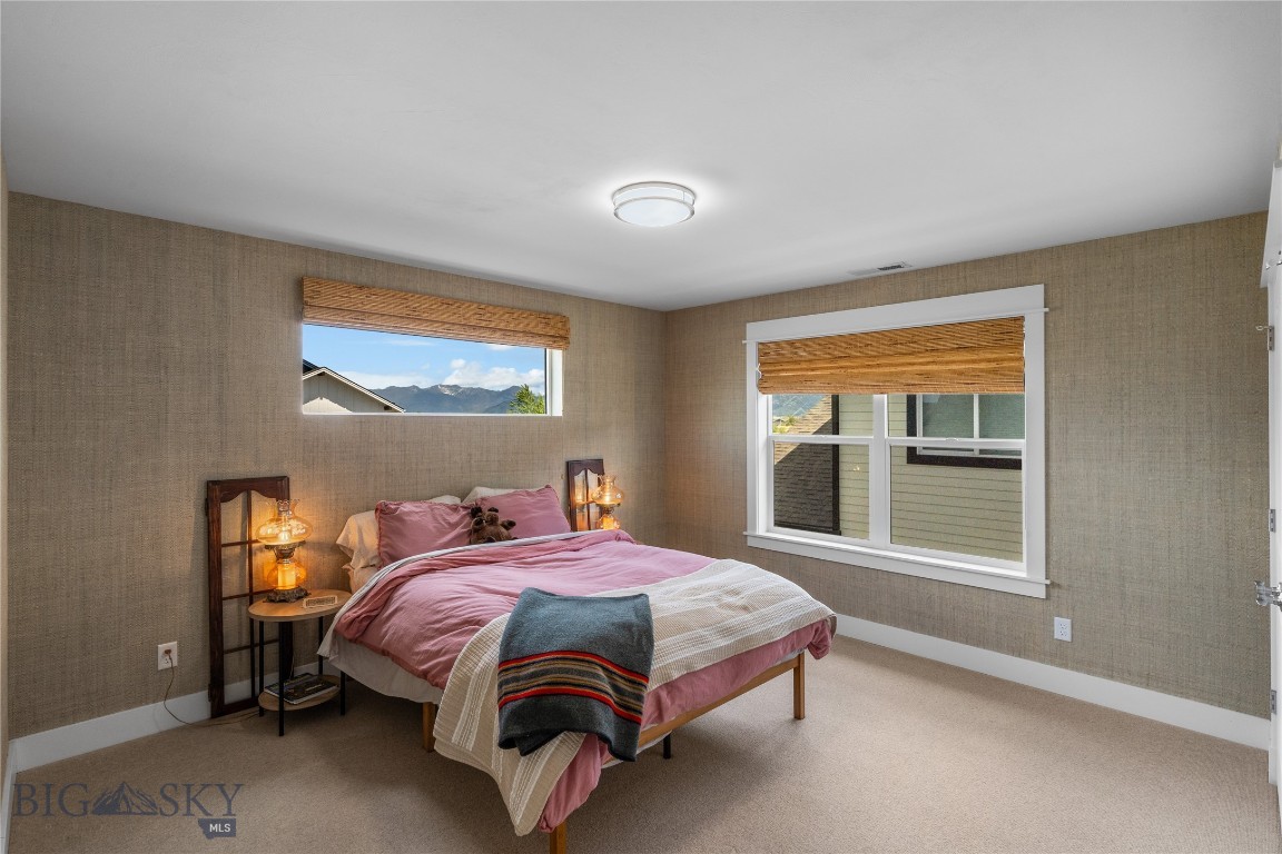 The Lakes at Valley West - Residential