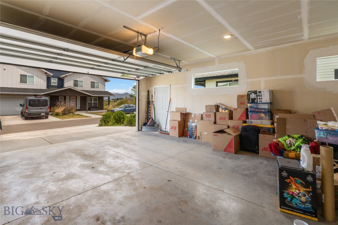 The Lakes at Valley West - Residential